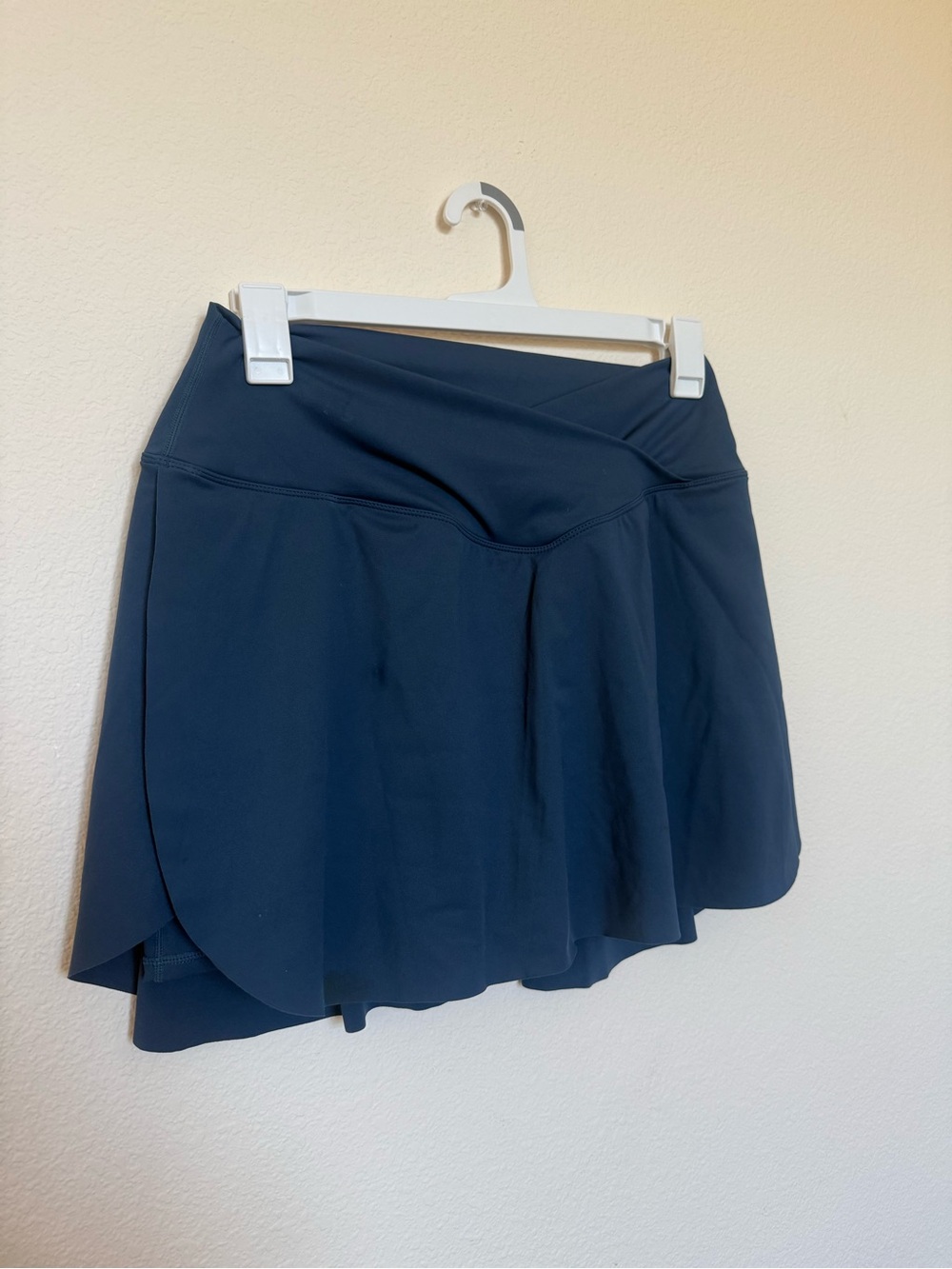 Halara Everyday Cloudful Air Crossover Tennis Skirt